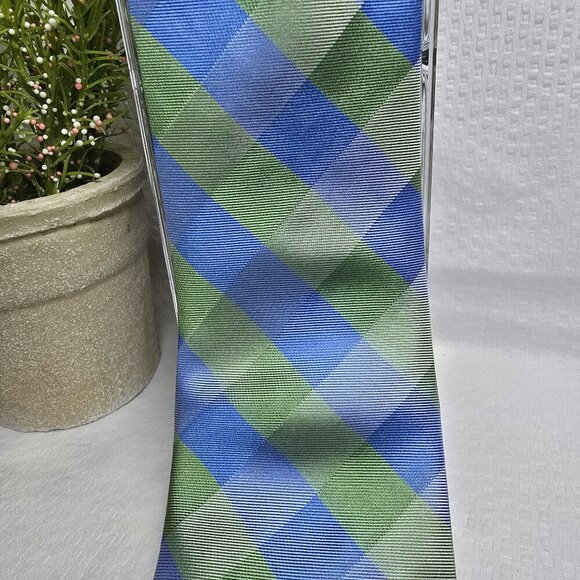 NAUTICA MENS BLUE AND GREEN BOLD PLAID TIE 100% SILK EUC - Picture 2 of 6